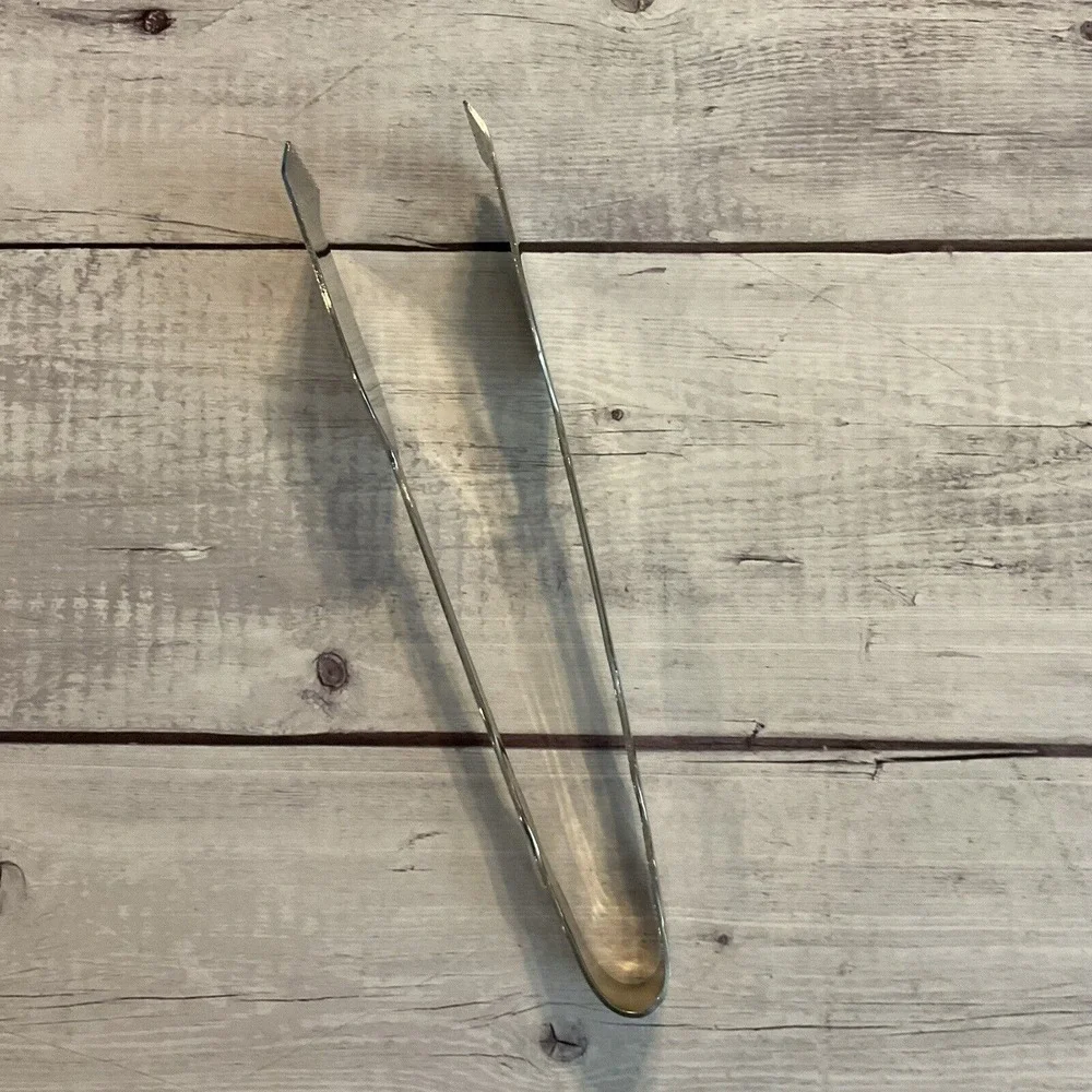 Reed & Barton Select VICTORIA Stainless Flatware Salad Serving Tongs